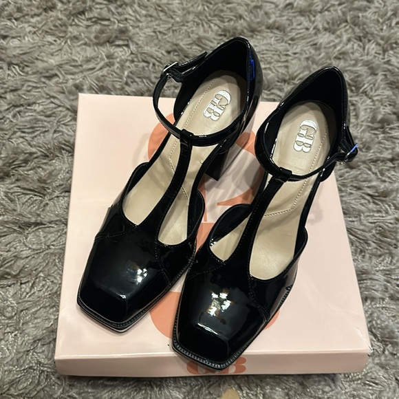 GB Dillards New-Rules Platform Heels - Picture 1 of 5